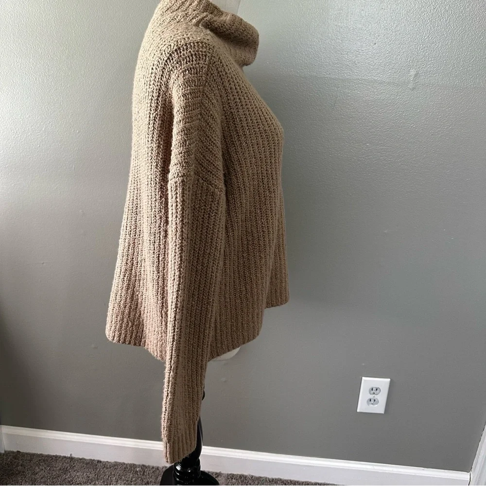Anthropology women’s size S chunky knit loose fit mock neck sweater, beige color